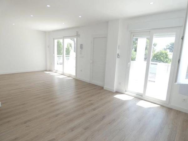 Casa independiente en avenida de Coloma