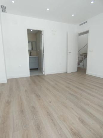 Casa independiente en avenida de Coloma