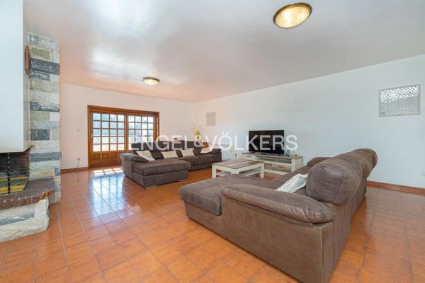 Casa independiente en Urbanizacion Caravana