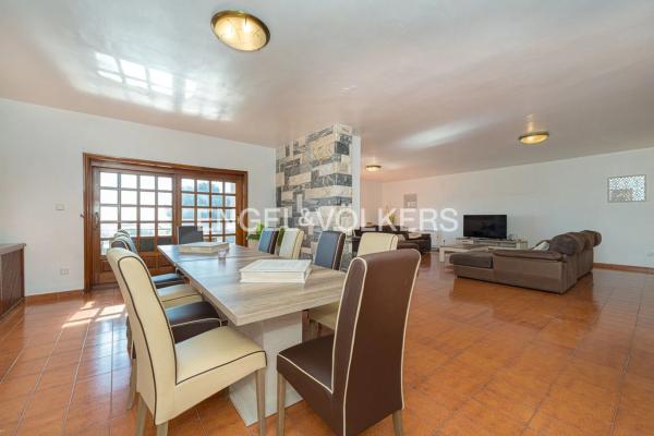 Casa independiente en Urbanizacion Caravana