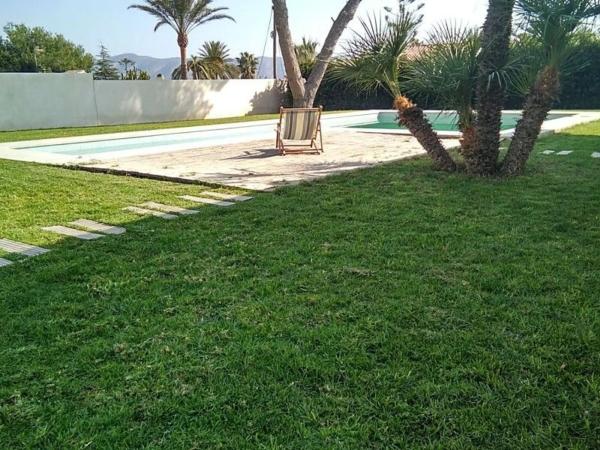 Casa independiente en Urbanizacion Coblanca, 24