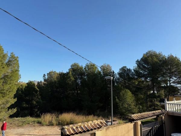 Casa independiente en calle Font Roja