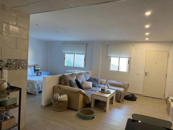 Casa independiente en calle Font Roja