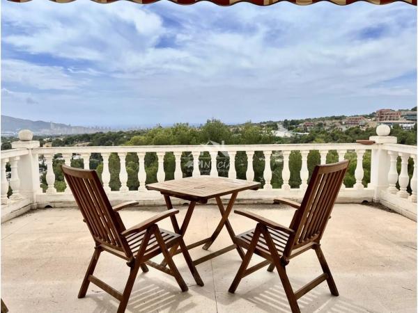 Chalet en calle Serra Montcabrer, 16 -22