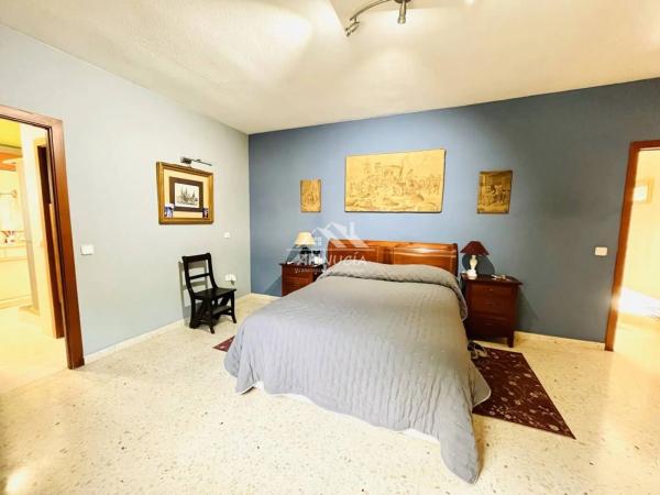 Chalet en calle Serra Montcabrer, 16 -22