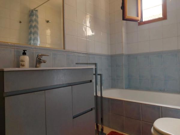 Chalet adosado en calle la Fonteta, 8