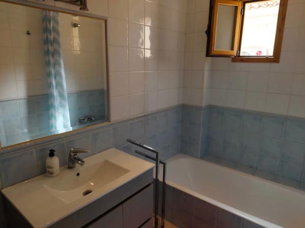 Chalet adosado en calle la Fonteta, 8