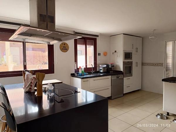 Chalet pareado en calle Mar Mediterrani