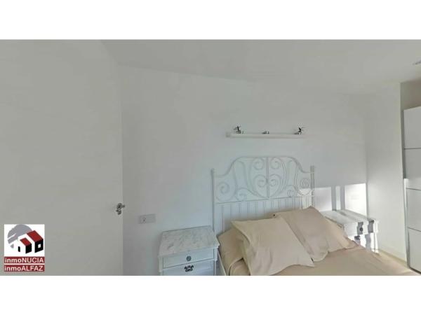 Casa independiente en avenida de Coloma