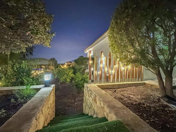 Casa independiente en calle Gregal