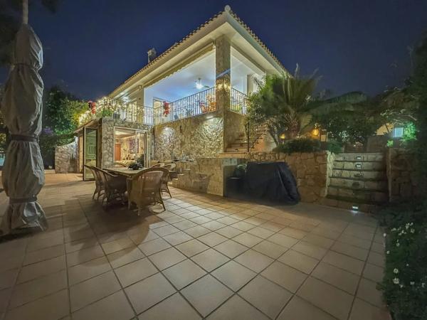 Casa independiente en calle Gregal