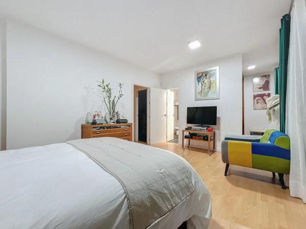 Casa independiente en calle Gregal