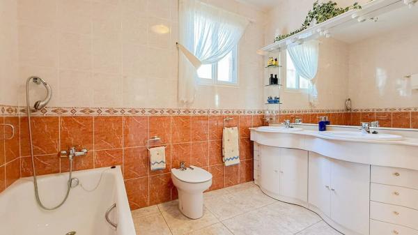 Chalet en calle Miramar