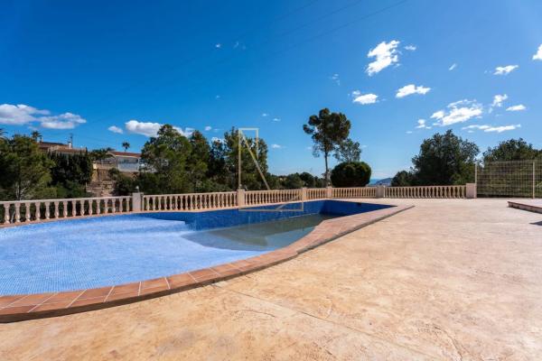 Casa independiente en calle Acacies