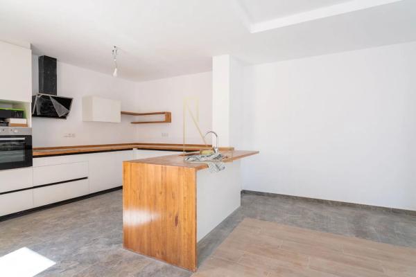 Casa independiente en calle Acacies