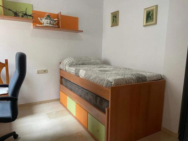 Chalet adosado en calle la Fonteta