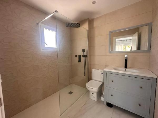 Casa independiente en avenida de Coloma