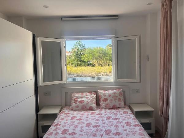 Casa independiente en avenida de Coloma