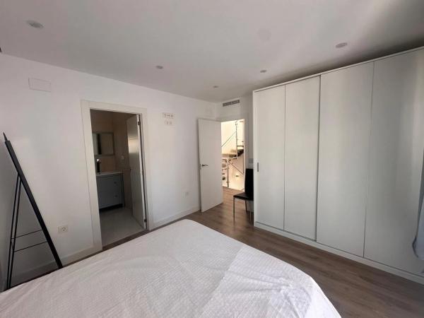 Casa independiente en avenida de Coloma