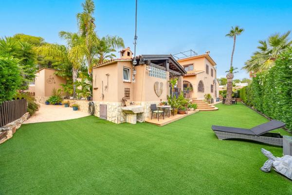 Casa independiente en calle flamenca