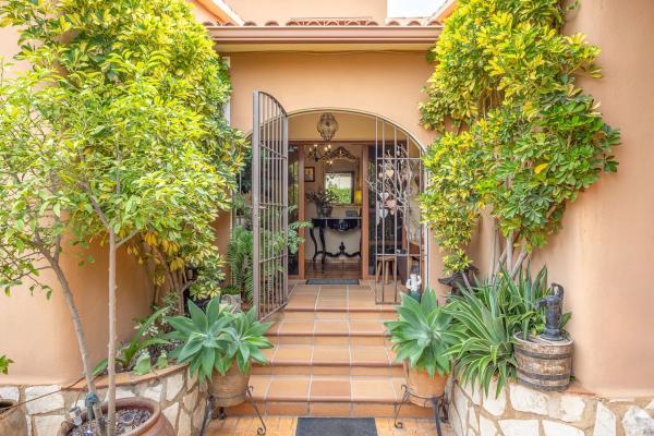 Casa independiente en calle flamenca