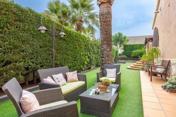 Casa independiente en calle flamenca