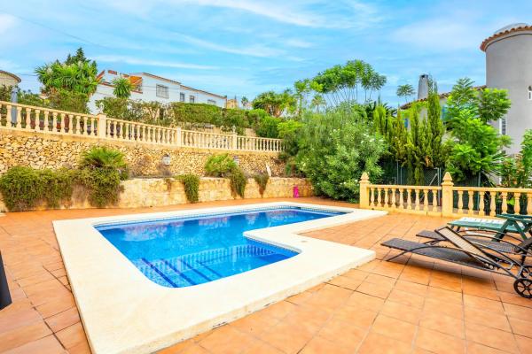 Casa independiente en avenida de Coloma