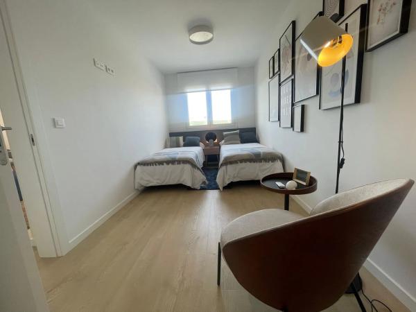 Chalet adosado en avenida Serra D'Aitana, 7