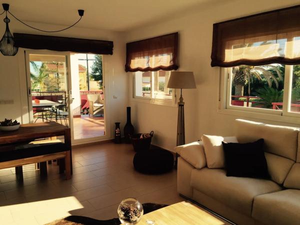 Casa independiente en calle Luxemburgo