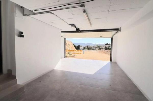 Chalet pareado en calle Barbados