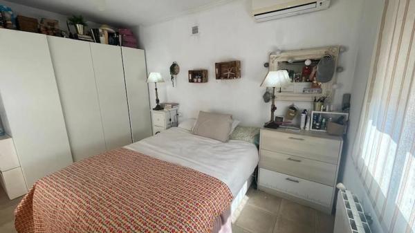 Casa independiente en calle Serrella