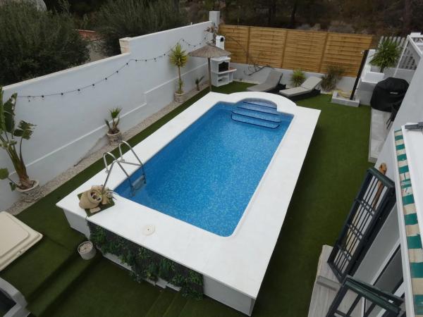 Casa independiente en calle Oslo