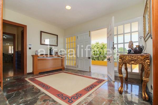 Casa independiente en calle Serra Grossa