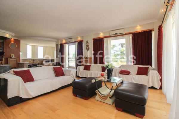 Casa independiente en calle Serra Grossa