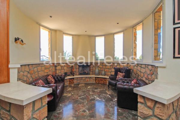 Casa independiente en calle Serra Grossa