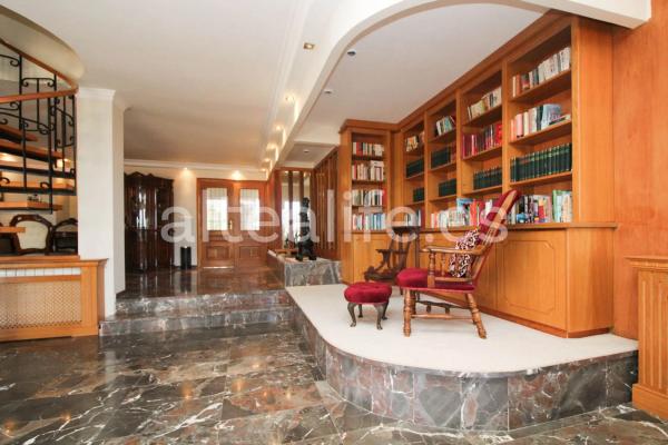 Casa independiente en calle Serra Grossa