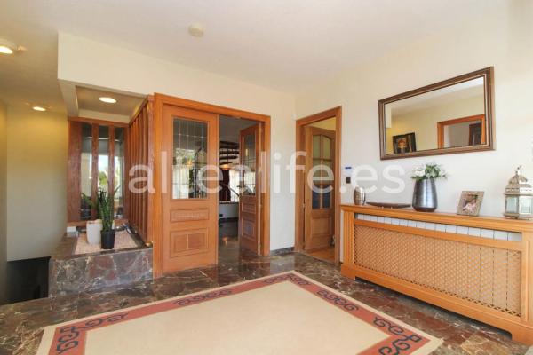 Casa independiente en calle Serra Grossa