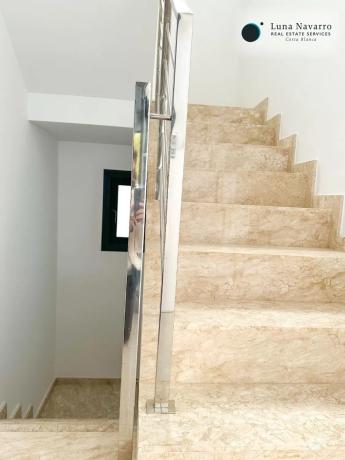 Casa independiente en calle Belice