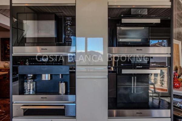 Casa independiente en calle Gessami