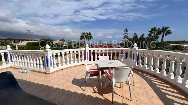 Casa independiente en Urbanizacion Miramar