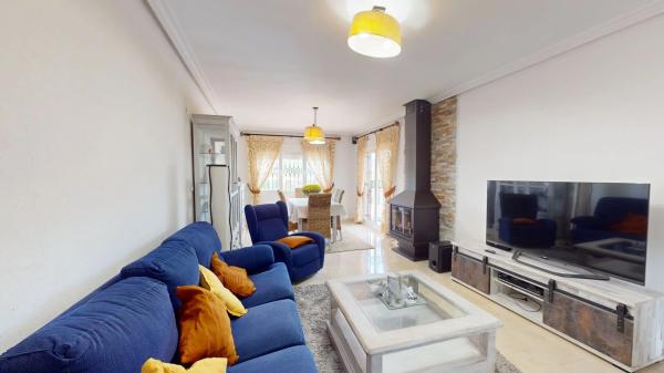 Casa independiente en calle Serra del Montgó, 39