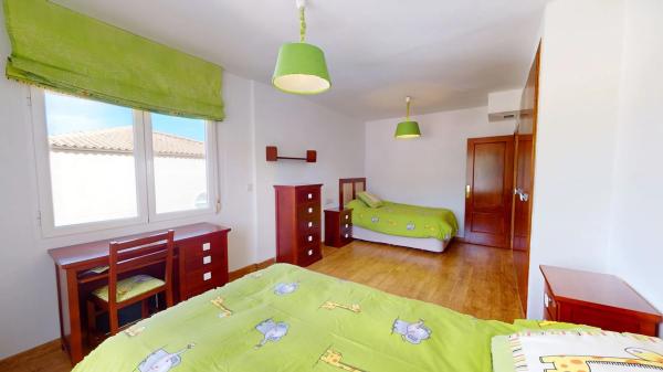 Casa independiente en calle Serra del Montgó, 39