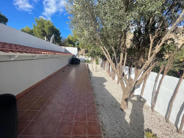 Casa independiente en calle Oslo, 8