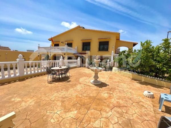 Casa independiente en calle de la Gavina, 2