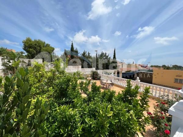 Casa independiente en calle de la Gavina, 2