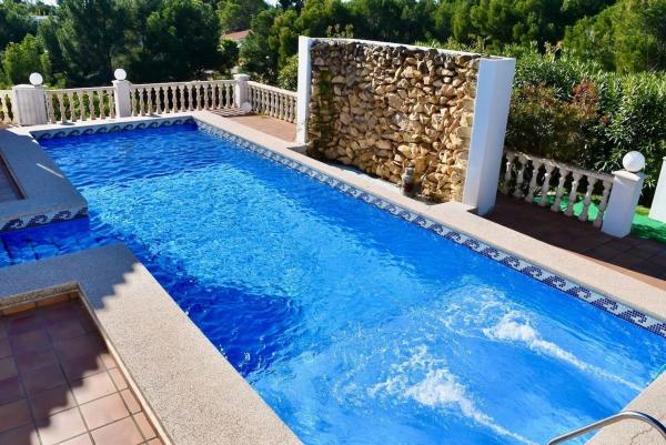 Casa independiente en calle Gessami