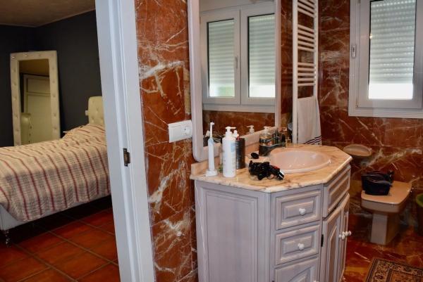 Casa independiente en calle Gessami