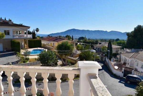 Casa independiente en calle Gessami