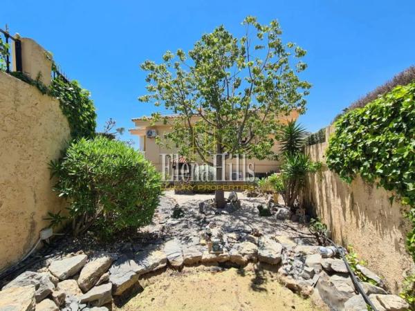 Casa independiente en calle Venezuela