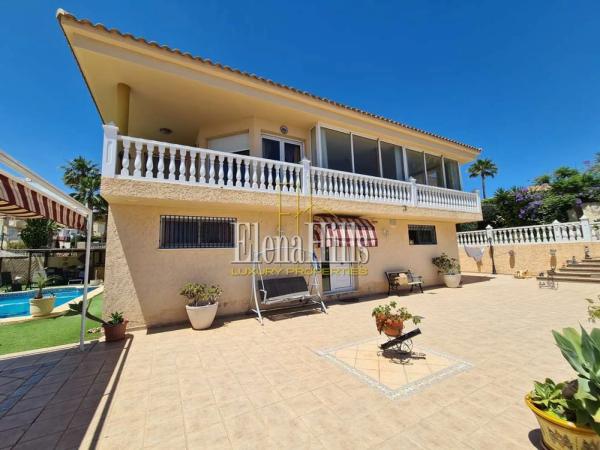 Casa independiente en calle Venezuela